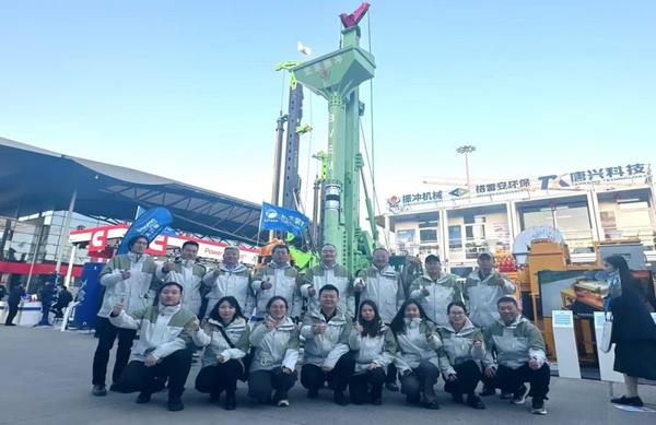 BVEM team in Bamua China 2024.jpg